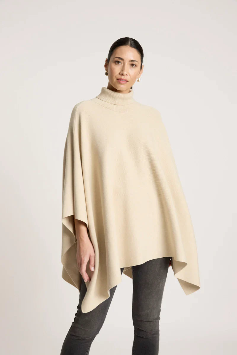 Samira Poncho / ONESIZE