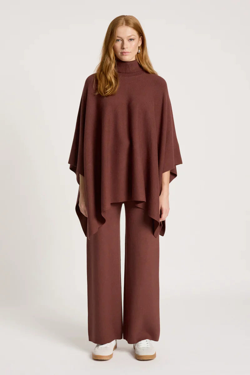 Samira Poncho / ONESIZE
